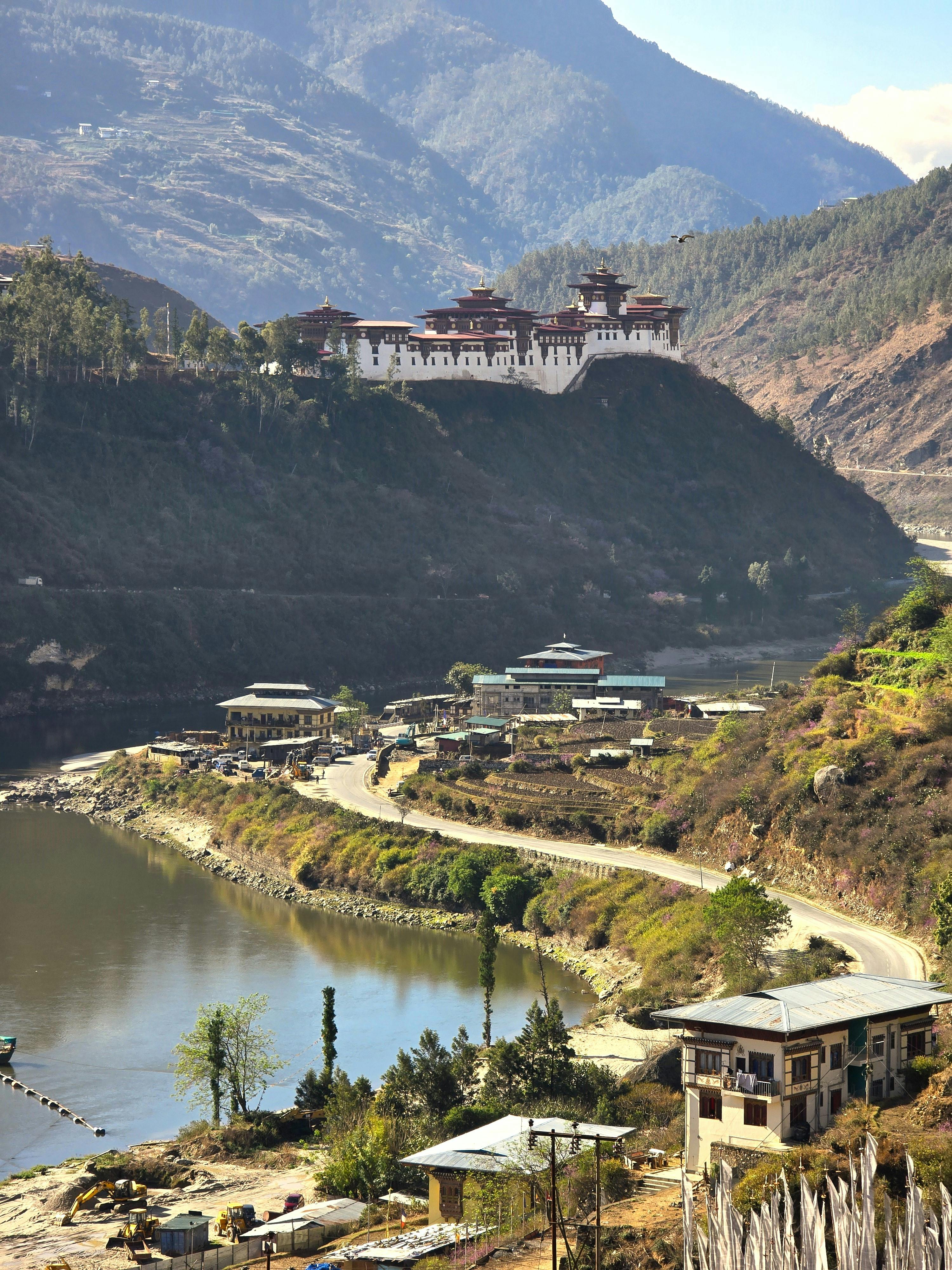 03 Nights / 04 Days Bhutan Tour