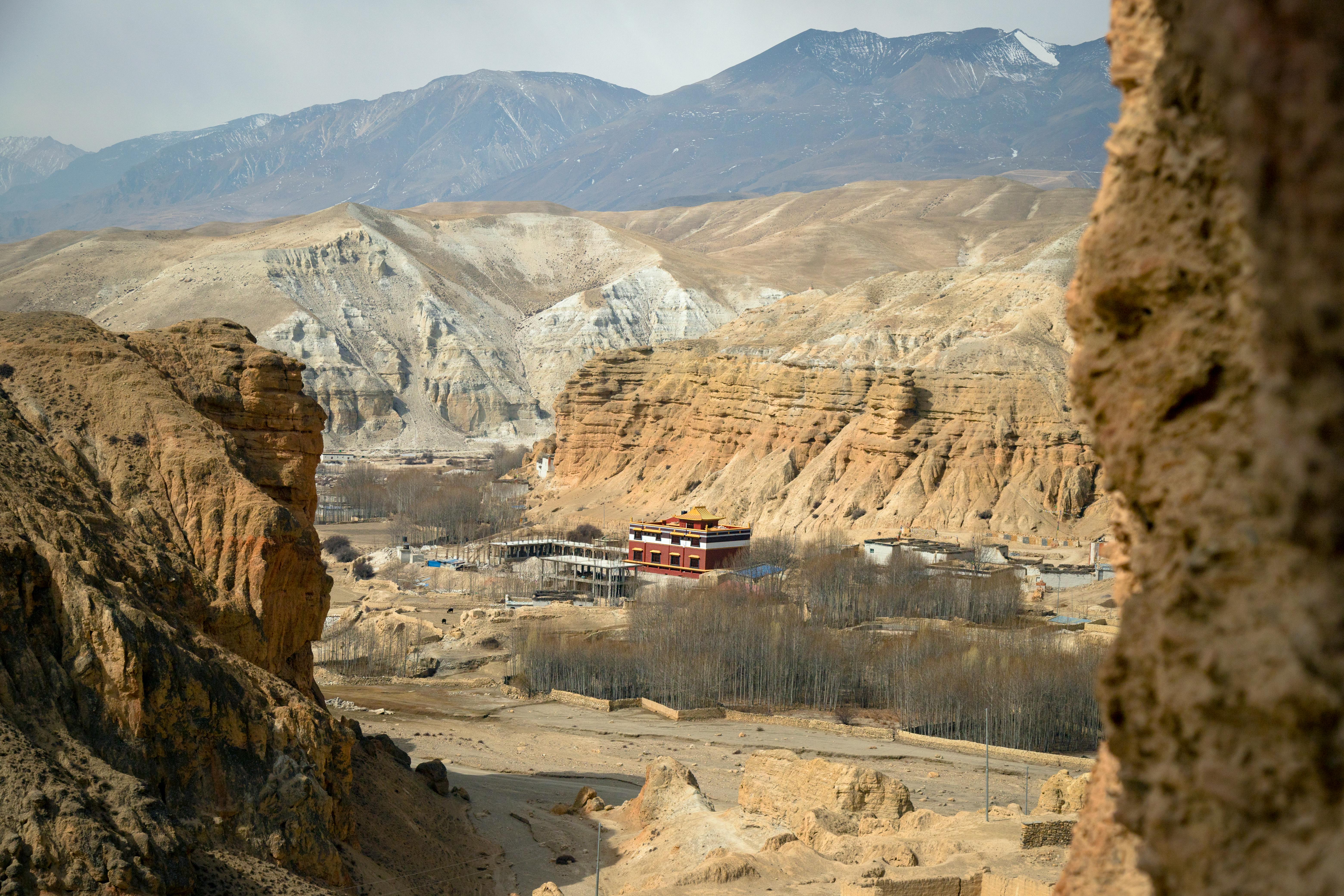 Upper Mustang Trekking 17 Days